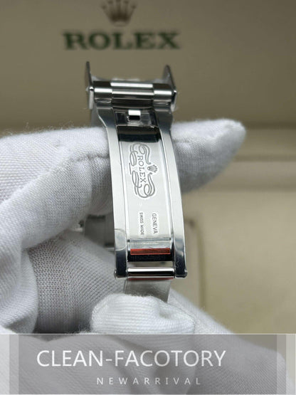 Explorer II 226570 40mm White Dial Clean Factory