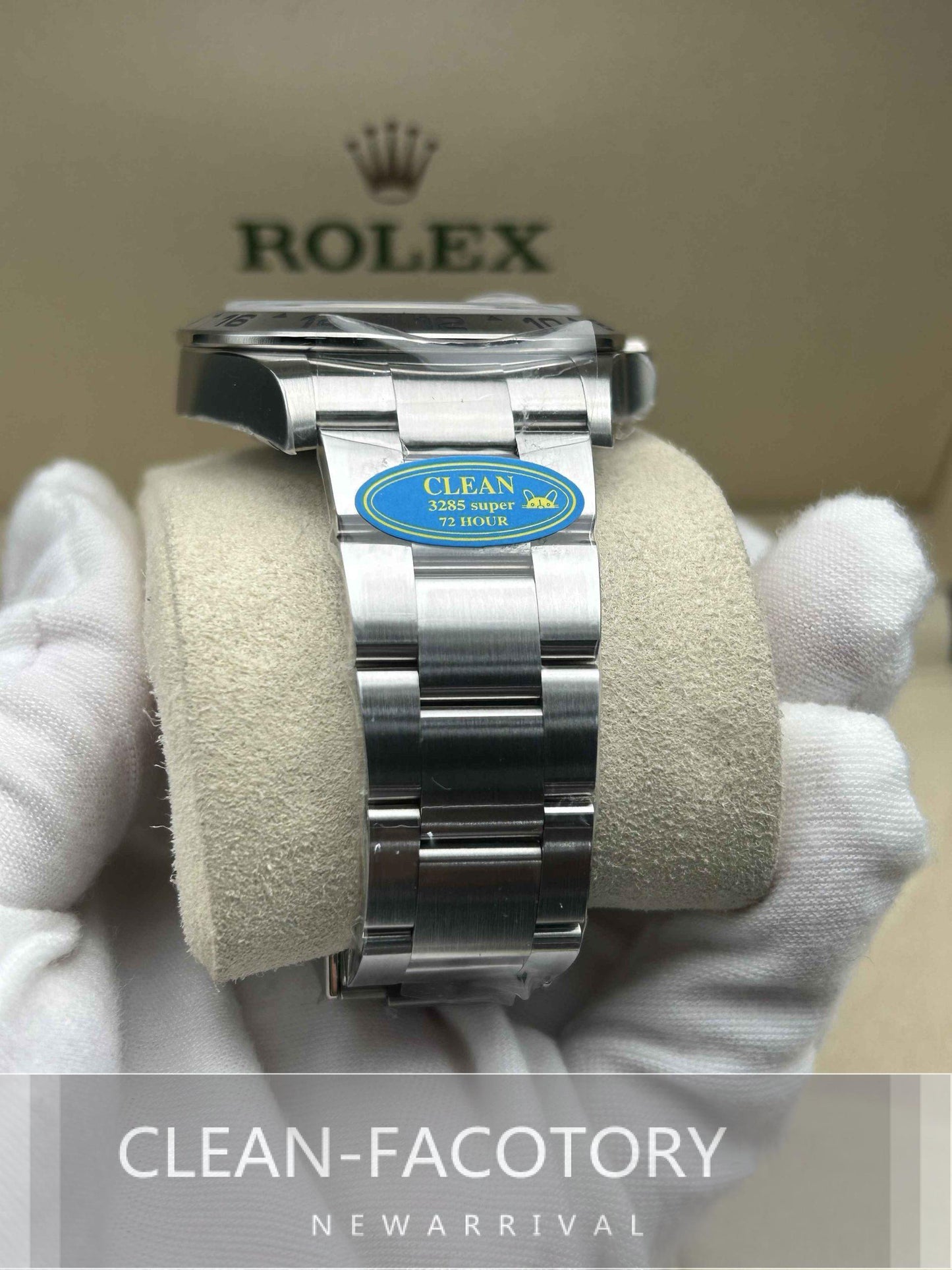 Explorer II 226570 42mm White Dial Clean Factory