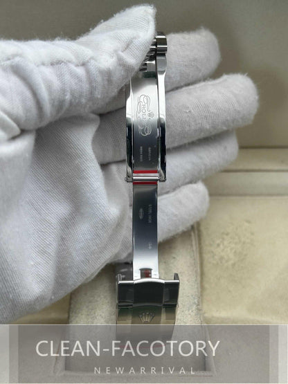 Oyster Perpetual 124300 41mm Red Dial Clean Factory