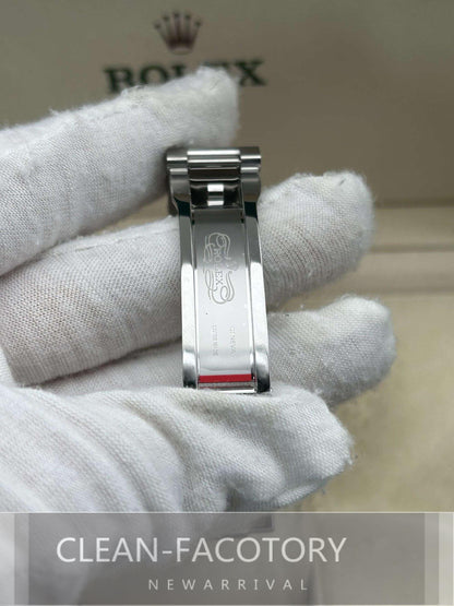 Oyster Perpetual 124300 41mm Red Dial Clean Factory