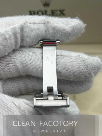 Oyster Perpetual 124300 41mm Red Dial Clean Factory