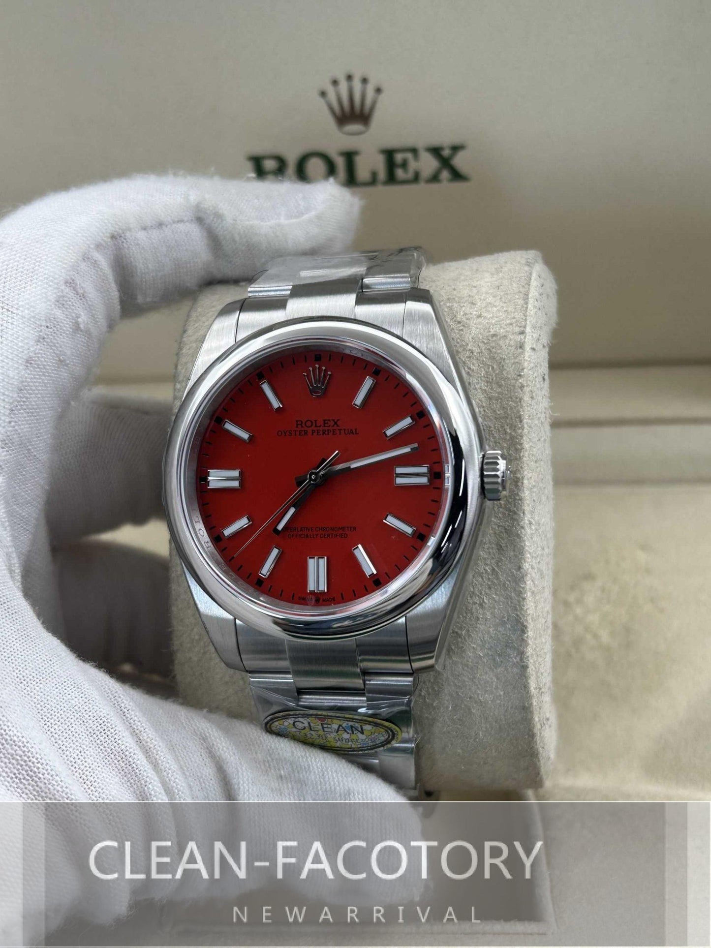 Oyster Perpetual 124300 41mm Red Dial Clean Factory