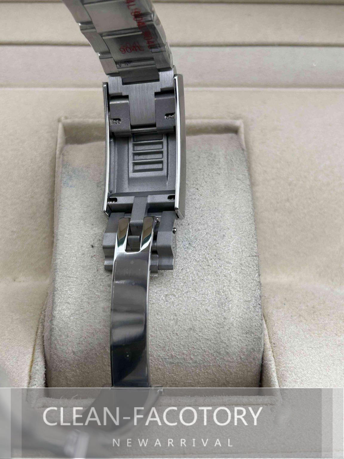 Submariner “Smurf” 116619LB Ceramic Bezel 40mm Clean Factory
